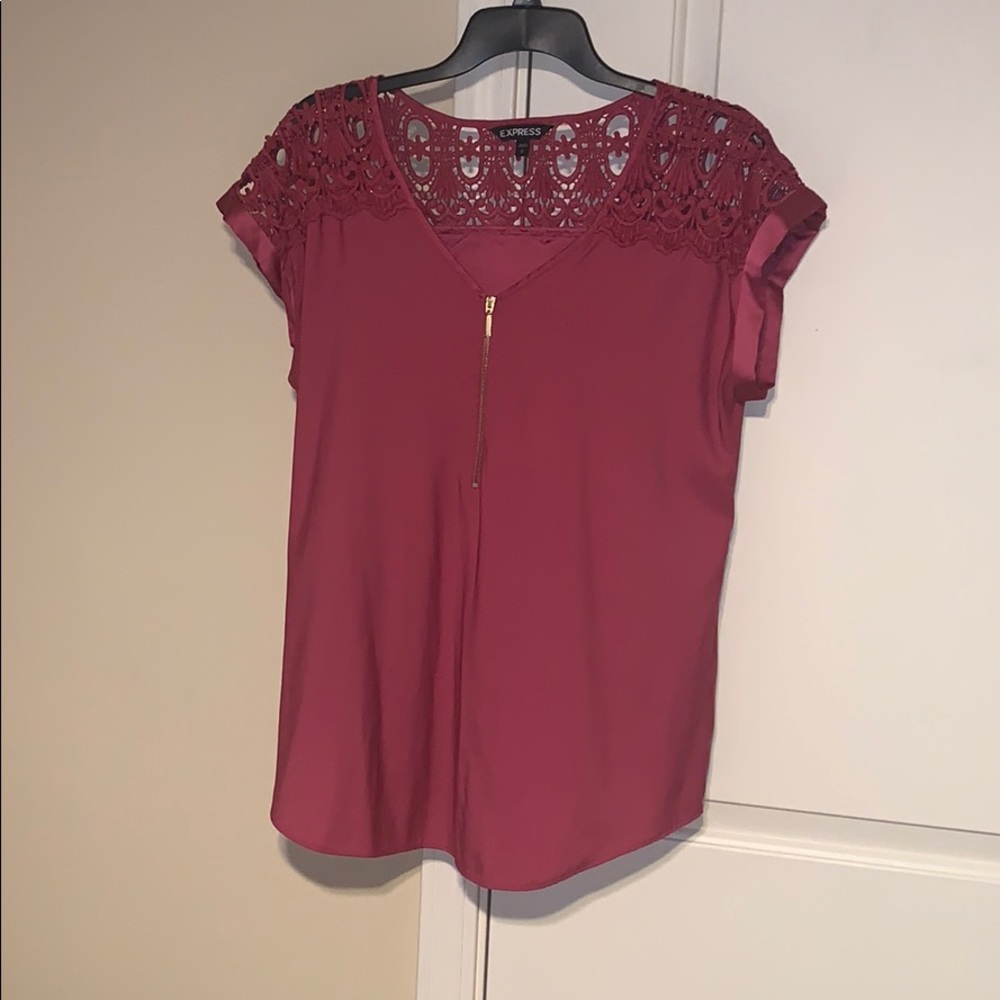 Express top size L